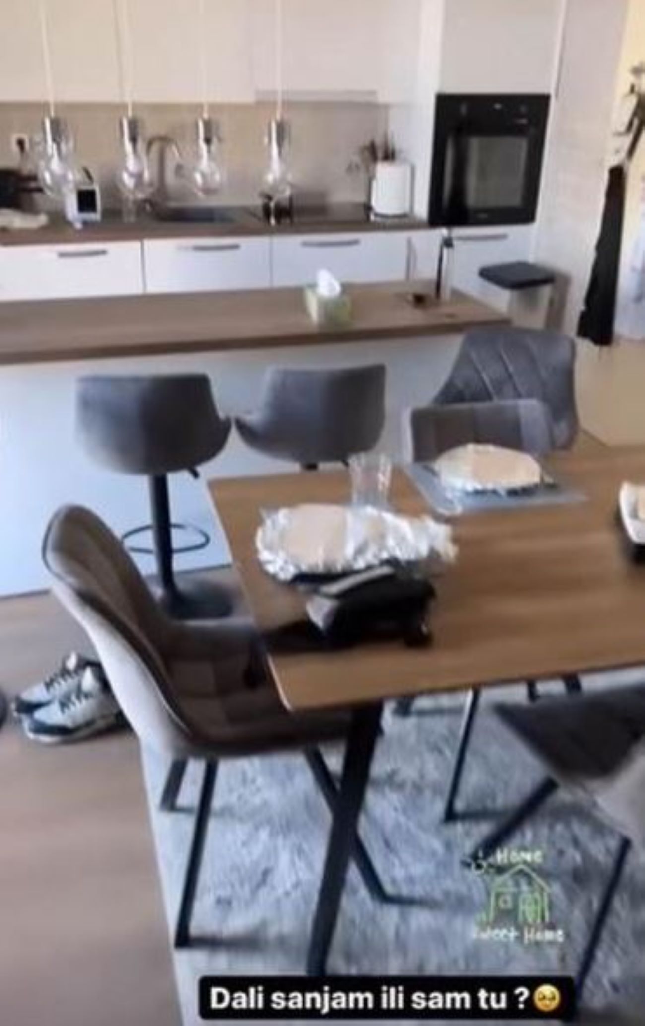 Zavirite u kuću Filipa Cara u Crikvenici sa pogledom na more: Četiri terase i oaza mira koja oduzima dah