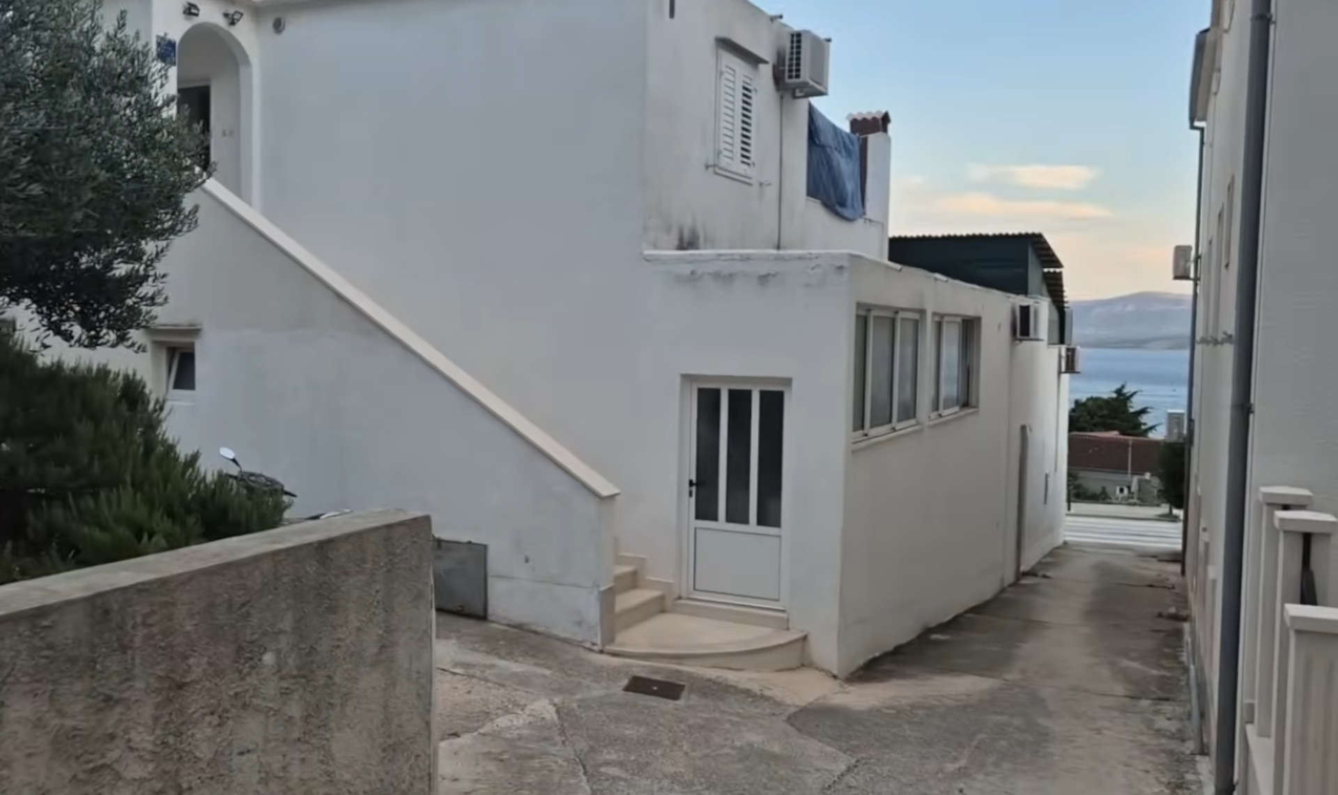 (VIDEO) Drama Miljane i Marije Kulić na hrvatskom primorju: Vlasnica odbila da im izda apartman kada je videla prezime