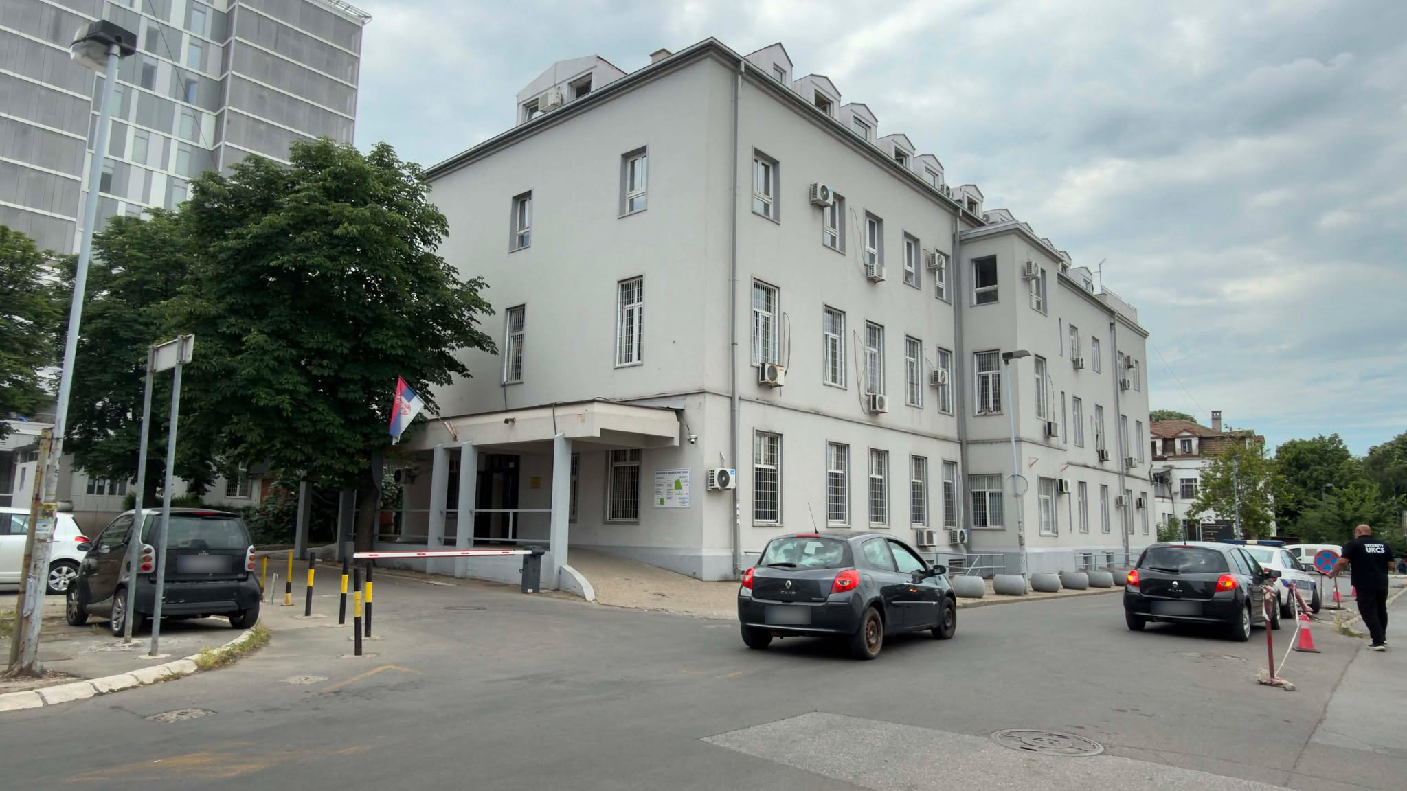 Od agresije do nervnog sloma: Zašto su Mina Kostić i druge javne ličnosti završile u "Lazi Lazarević"?