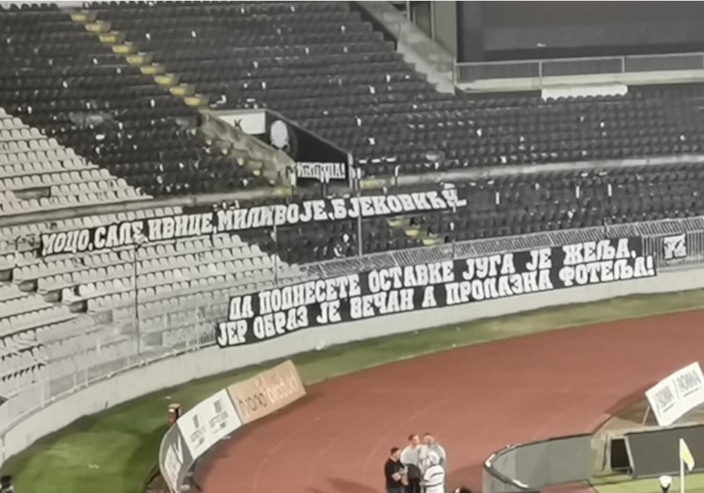 Poruka navijača Partizana na meču sa Radom