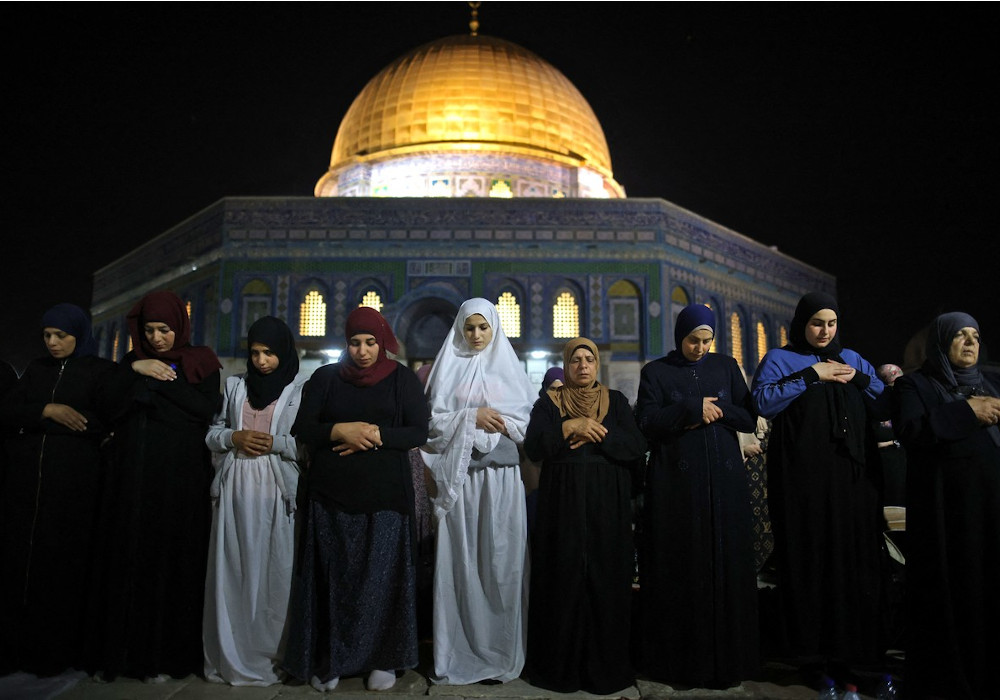 Molitva ispred džamije Al-Aksa u Jerusalimu