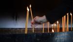 Štrpce-paljenje sveća za ubijene Srbe
