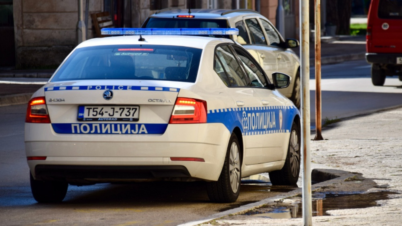 Policija