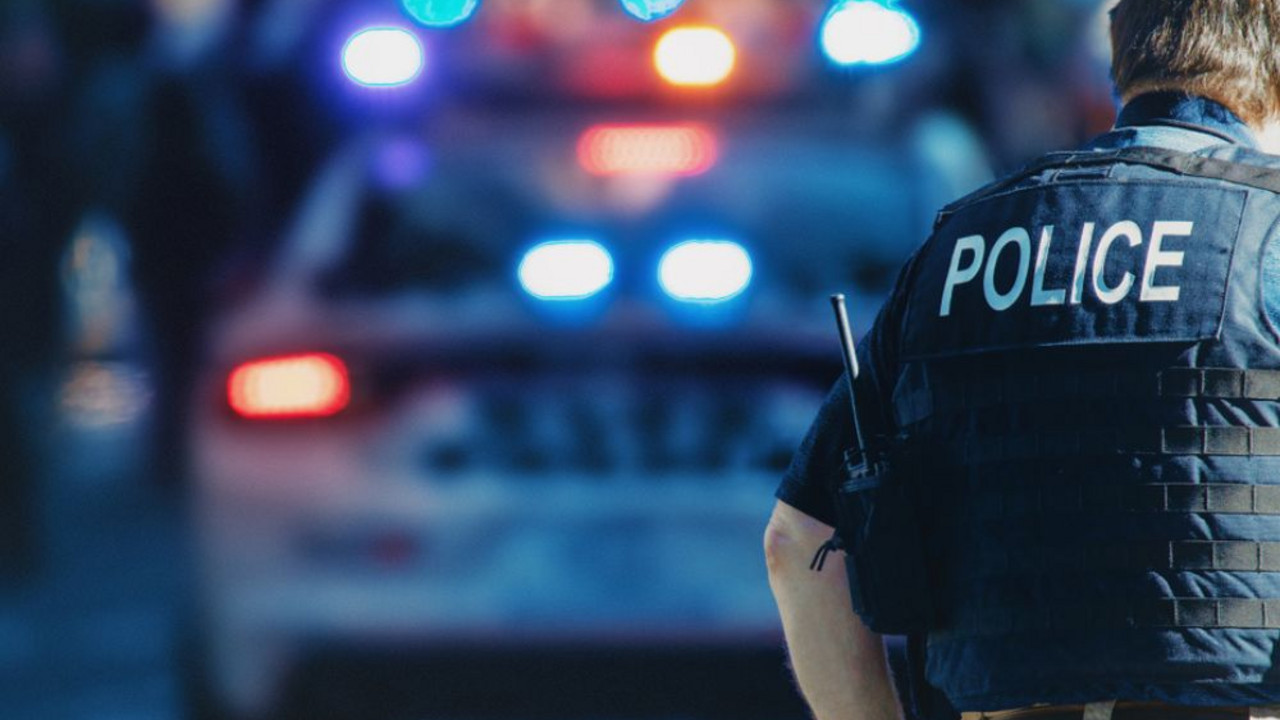 policija