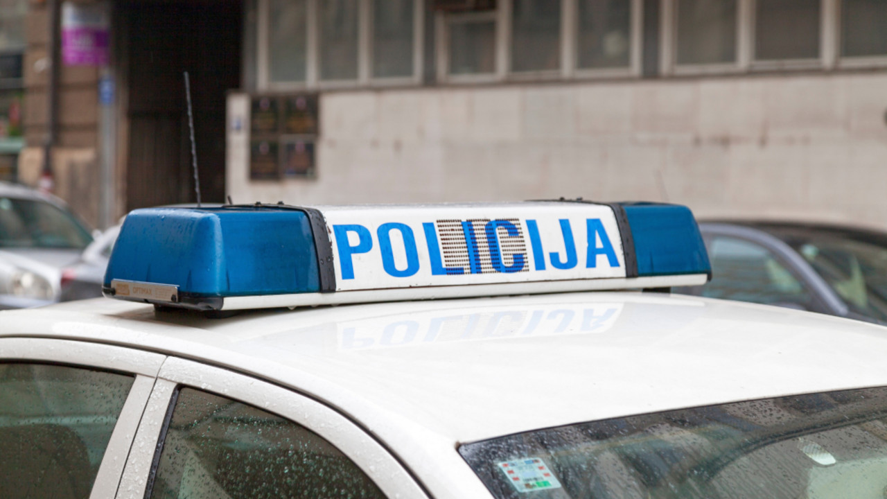 Policija