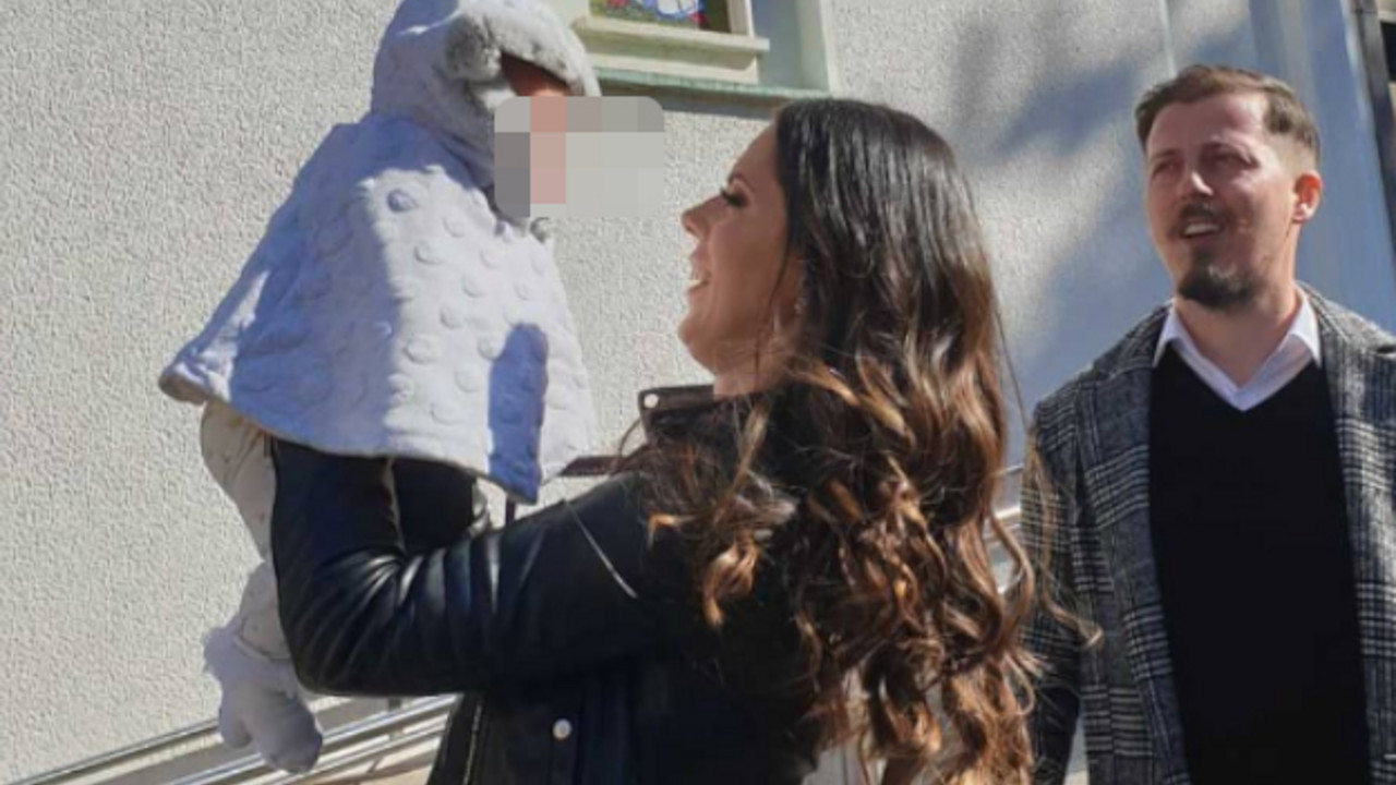 Milan i Jelena Dinčić sa bebom