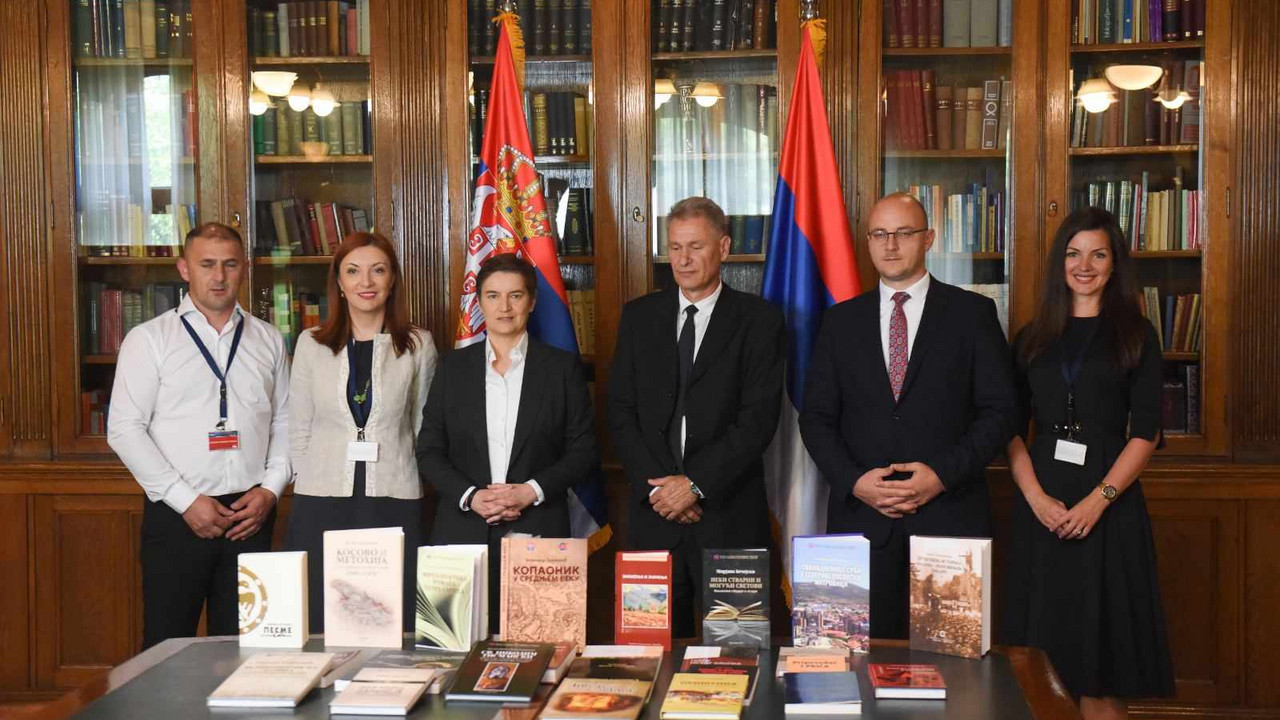 donacija knjiga Instituta za srpsku kulturu Priština