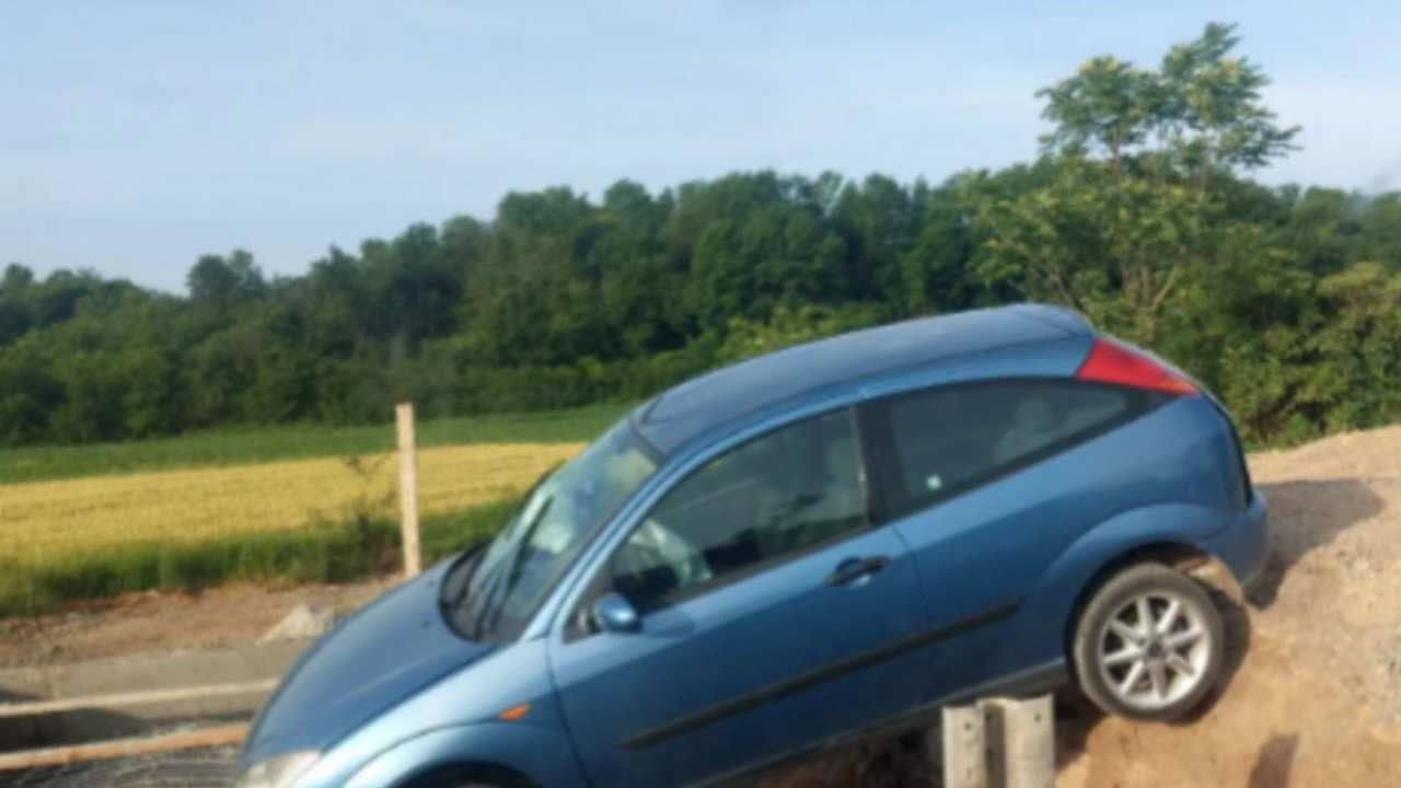 automobil