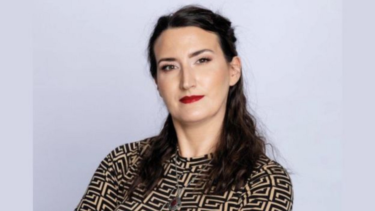 Dragana Mladenović, Mei Ta