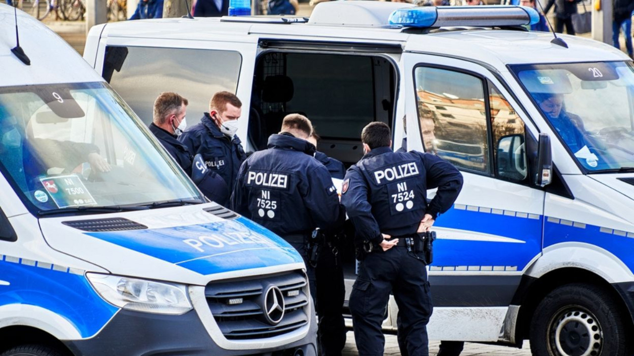 Policija