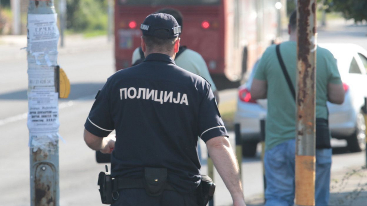 Policija