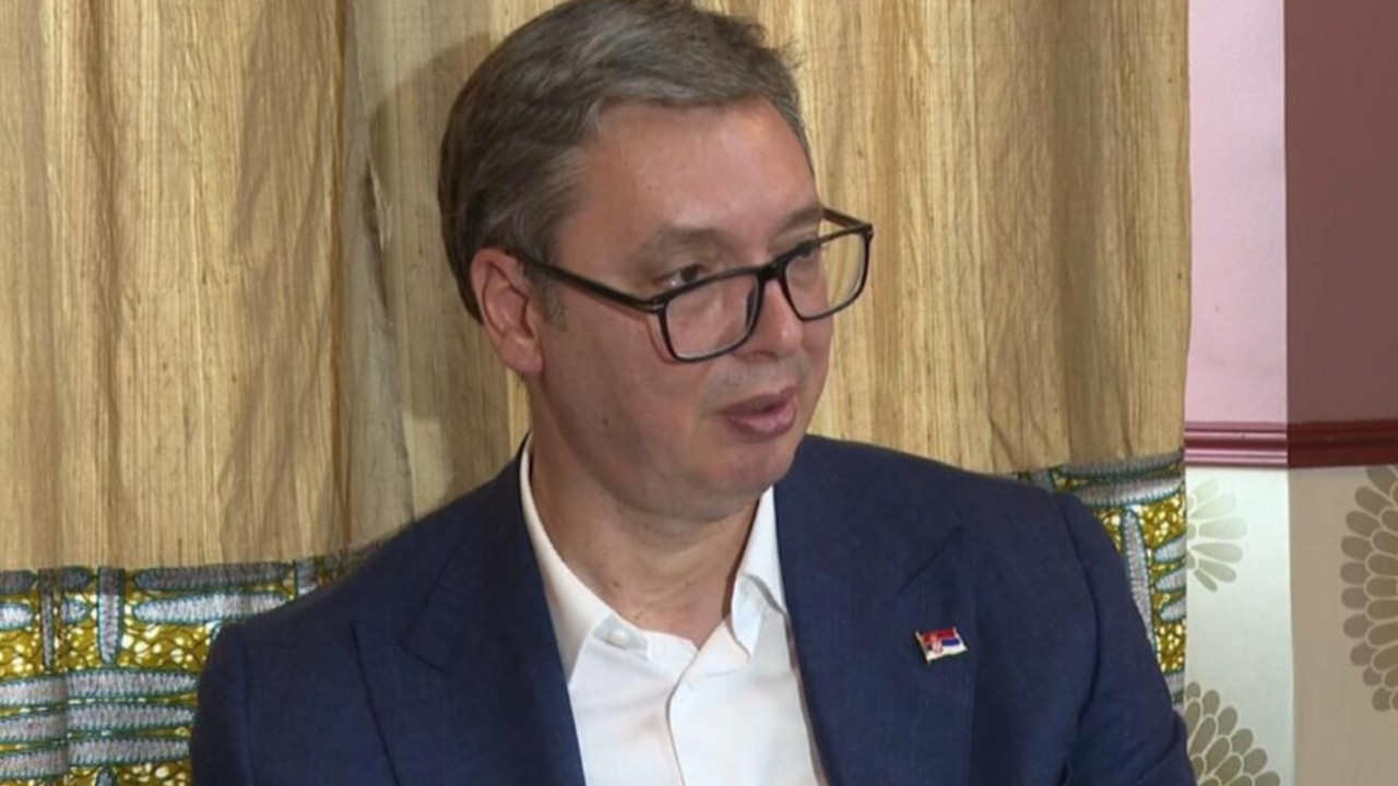 Vučić u Parizu