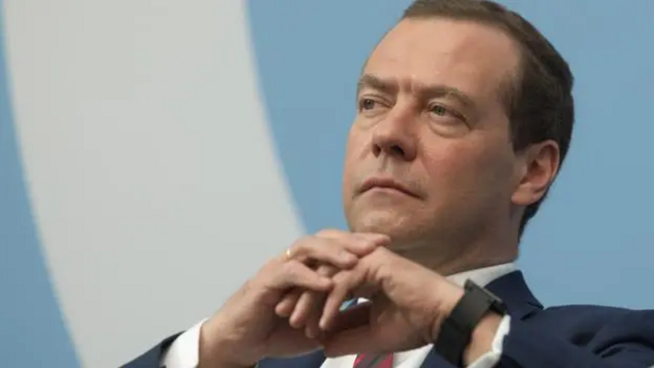 Dmitri Medvedev 