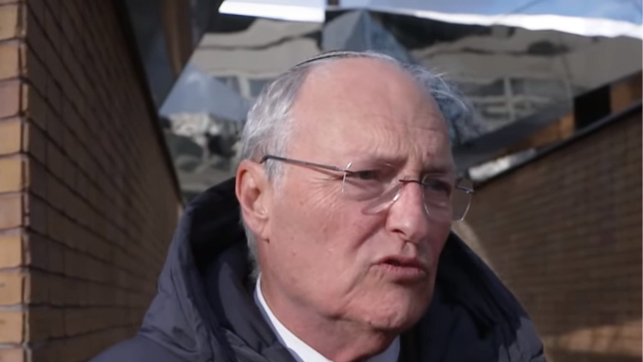 Efraim Zurof
