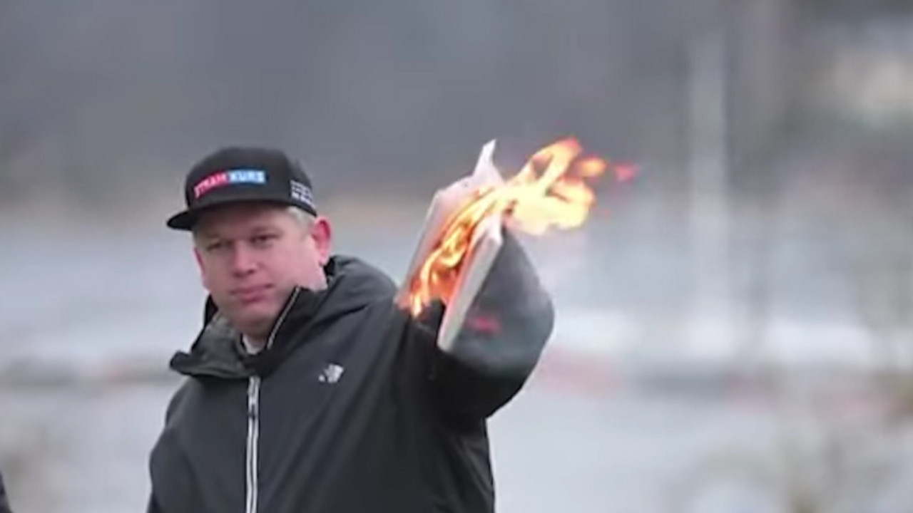 Hard lajn Rasmus Paludan