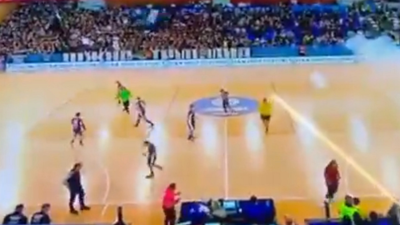 Rukometaši AEK-a doživeli vreo doček