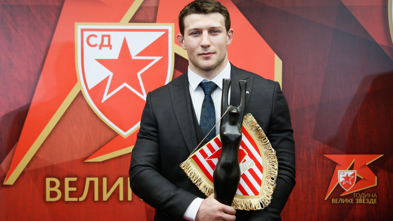 Nemanja Majdov
