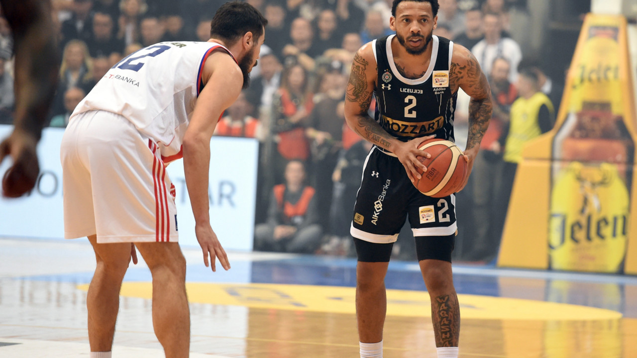 Nikola Kalinić i Karlik Džons
