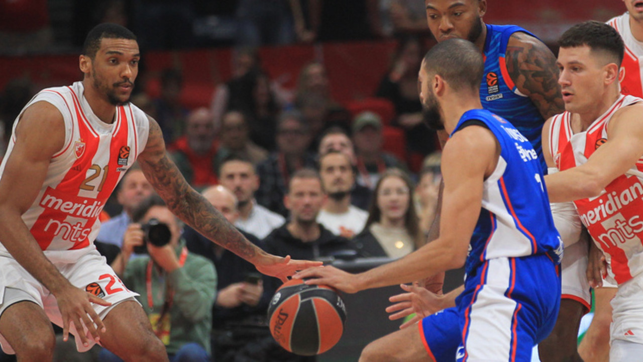 Darijus Tompson i Džoel Bolomboj