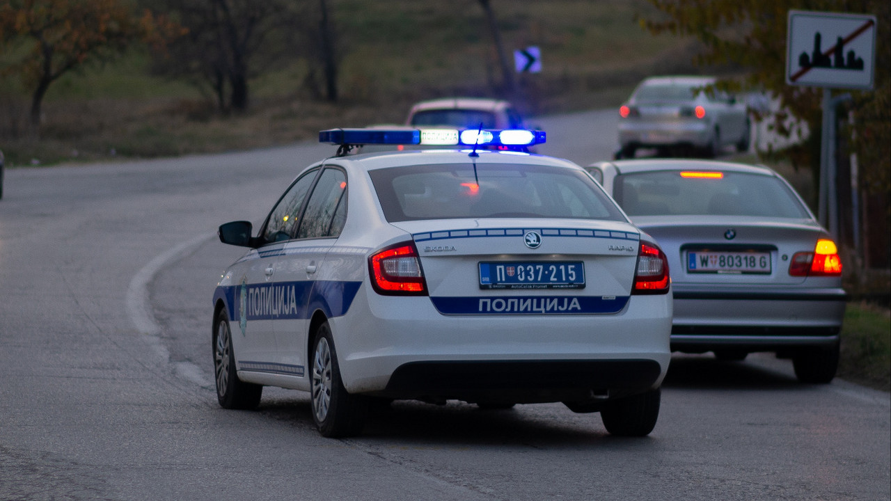 Policija