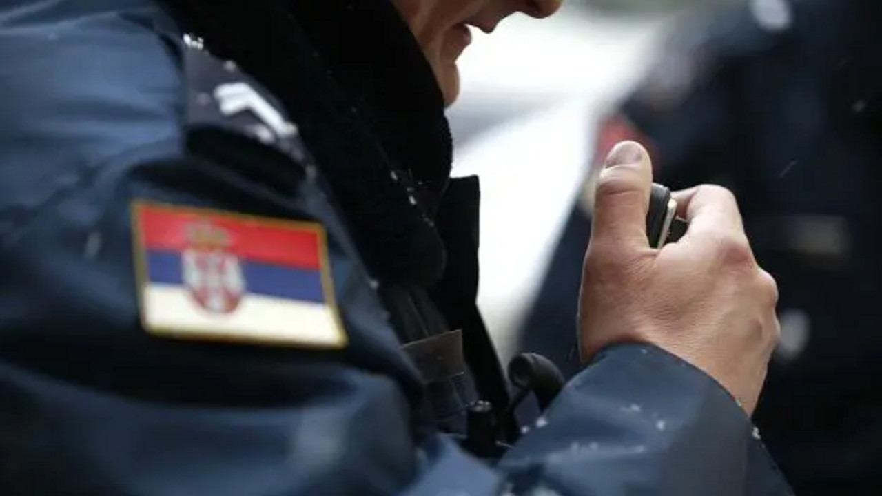 policija