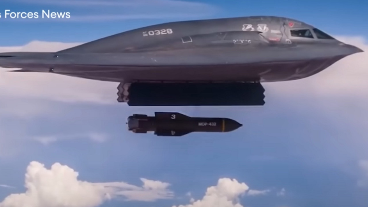 B-2 stelt bombarder