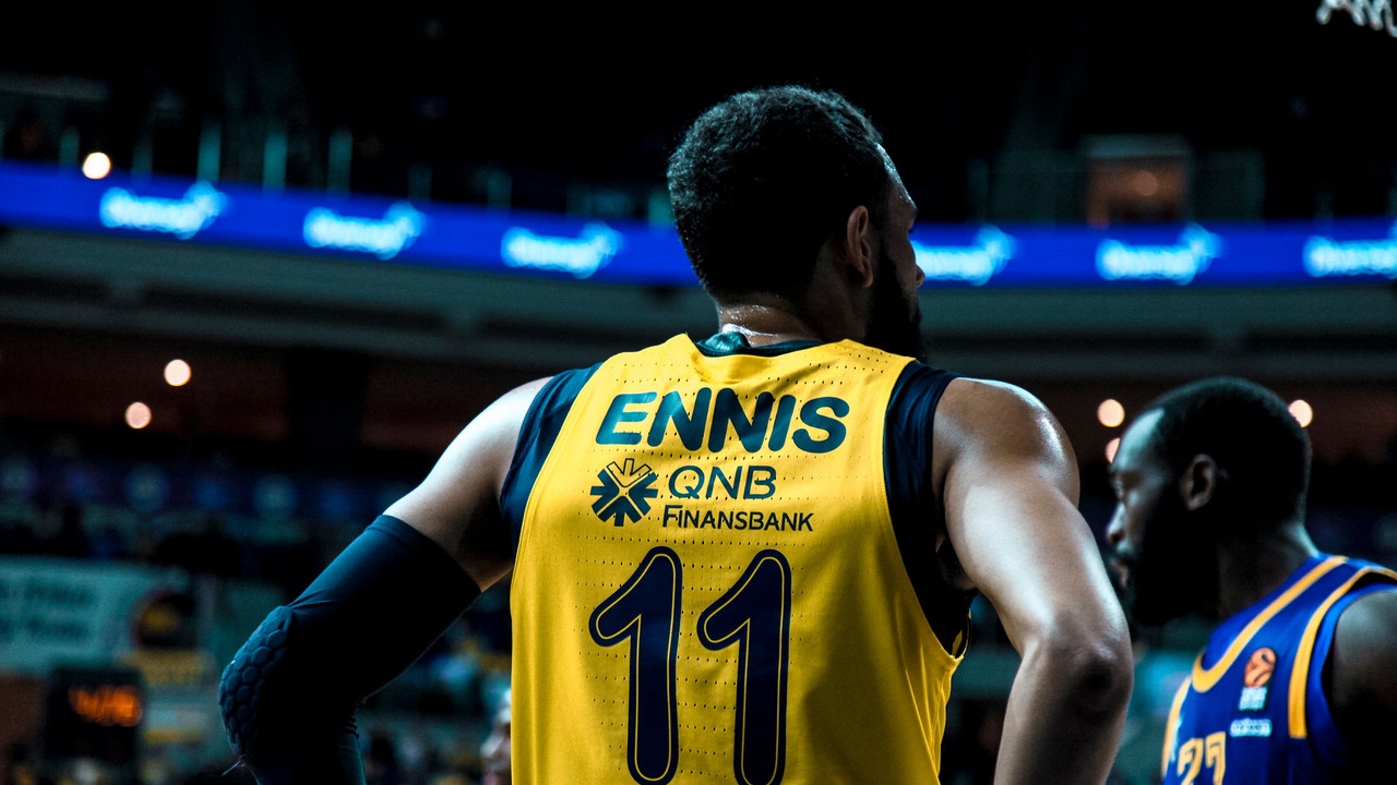 Tajler Enis