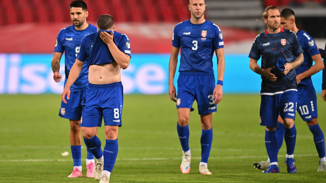 Fudbaleri Srbije nakon poraza