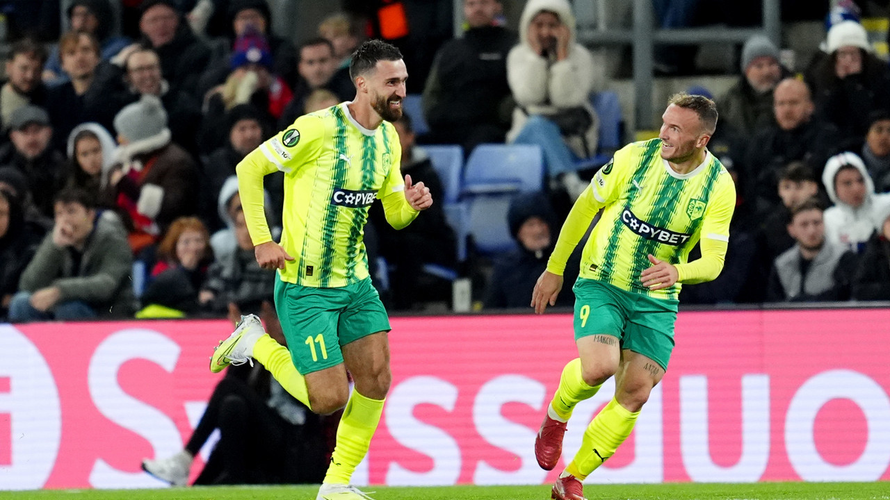 Riad Bajić proslavlja pobednički gol