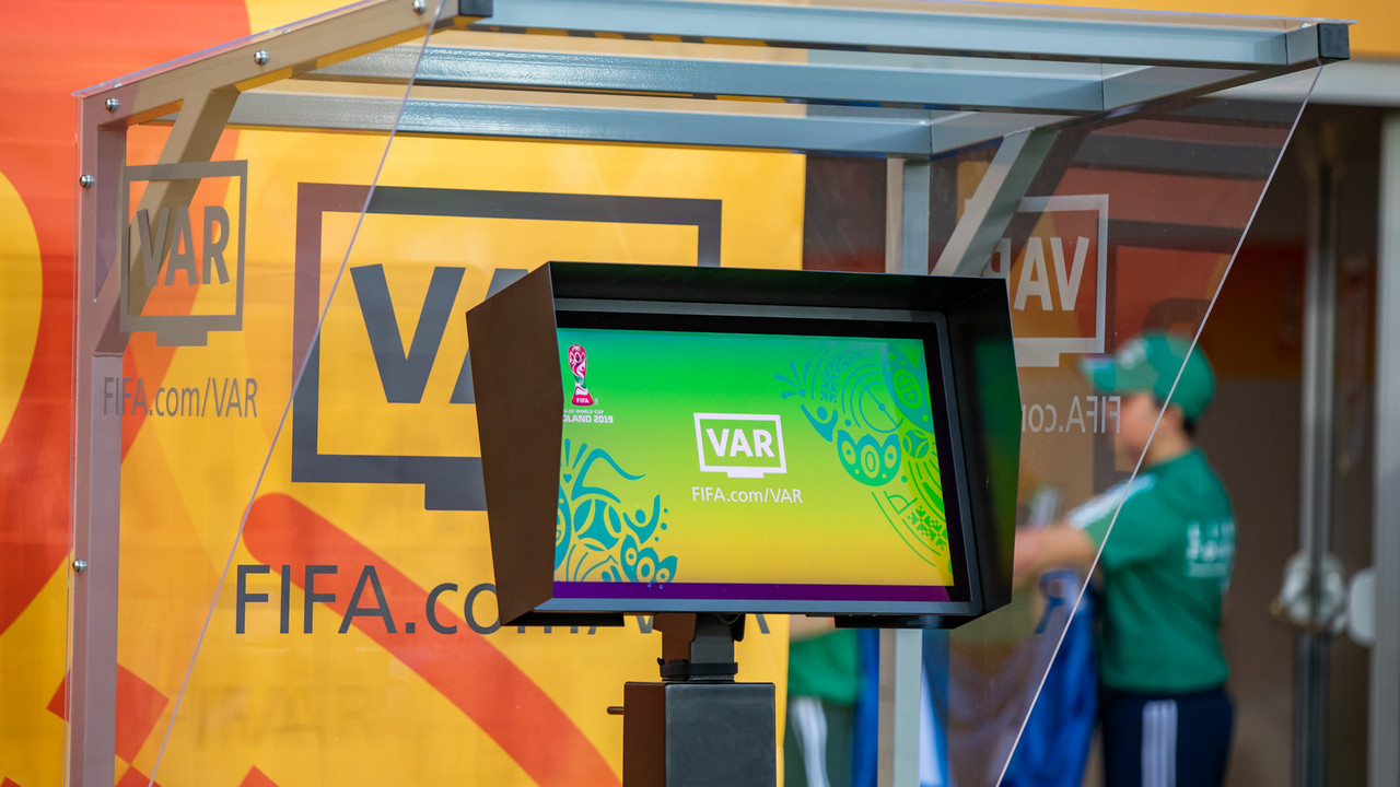 VAR