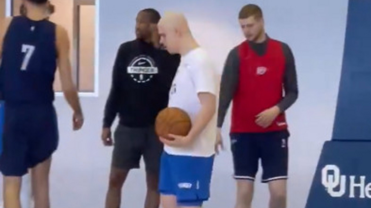 Nikola Topić trenira