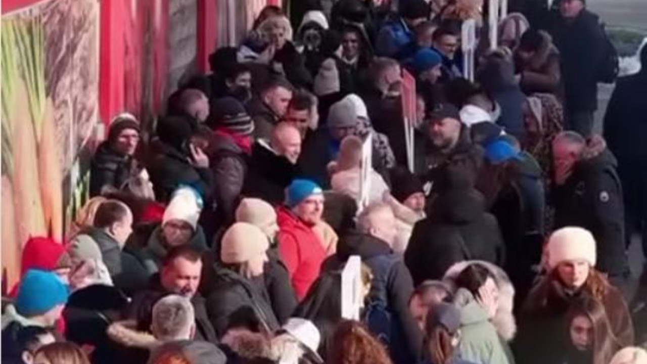 Aktivisti Srpske napredne stranke razgovarali sa građanima