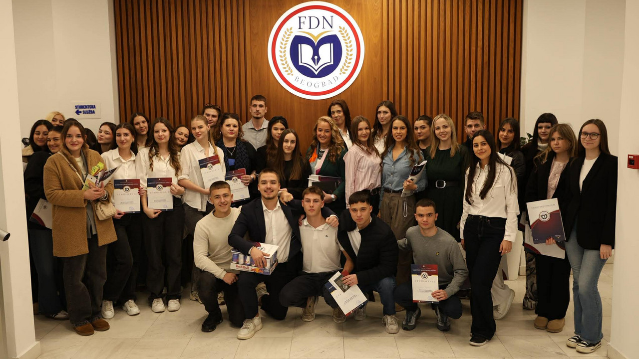 Studenti