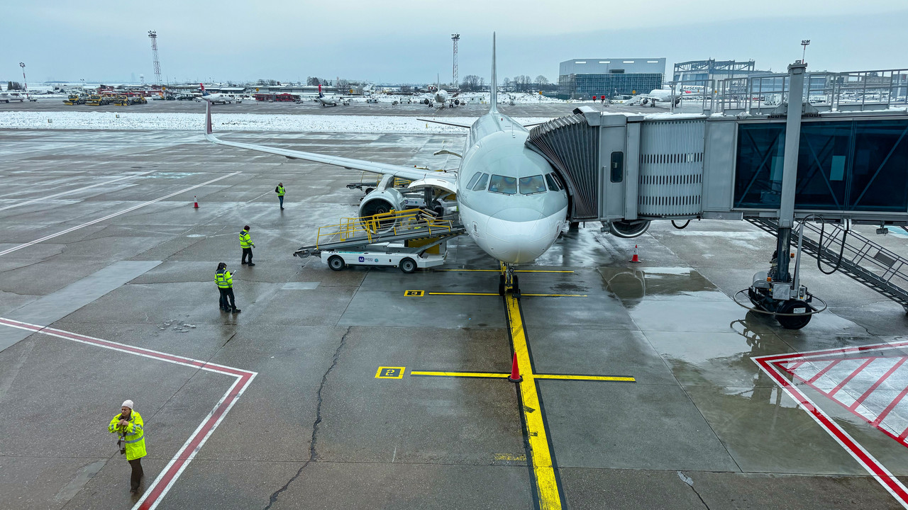 Sneg na aerodromu
