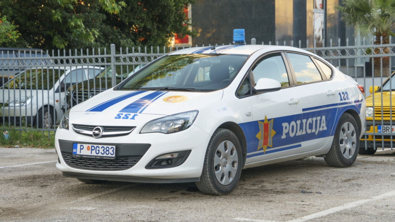 Policija 