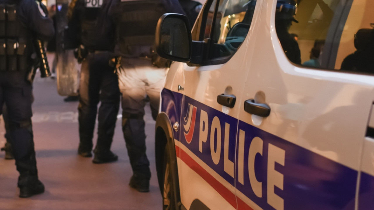 Policija