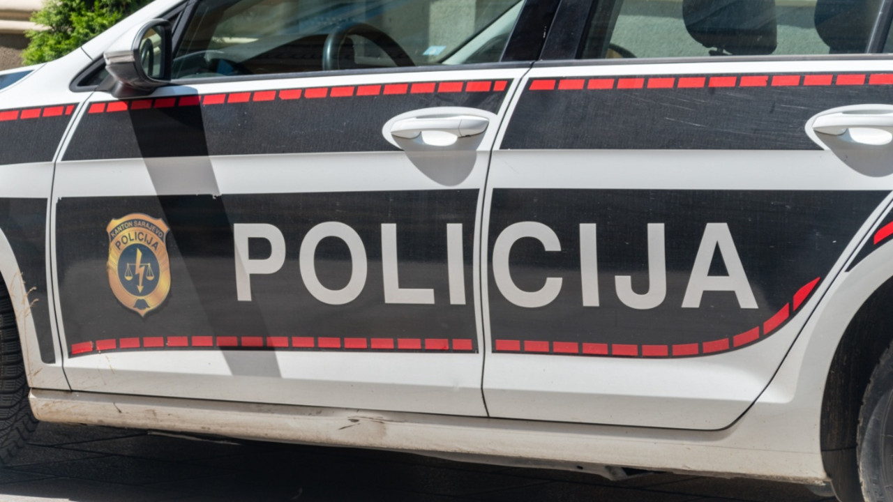 Policija