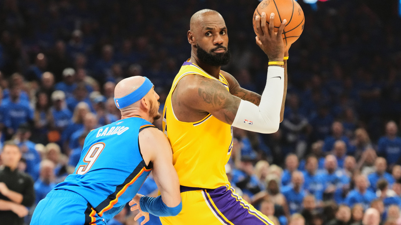 Lebron Džejms i Aleks Karuzo