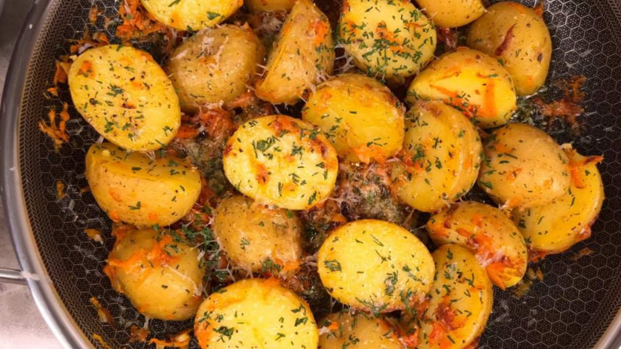 Mladi krompirići na mediteranski način