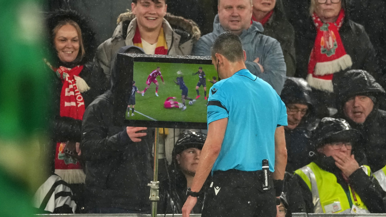 VAR