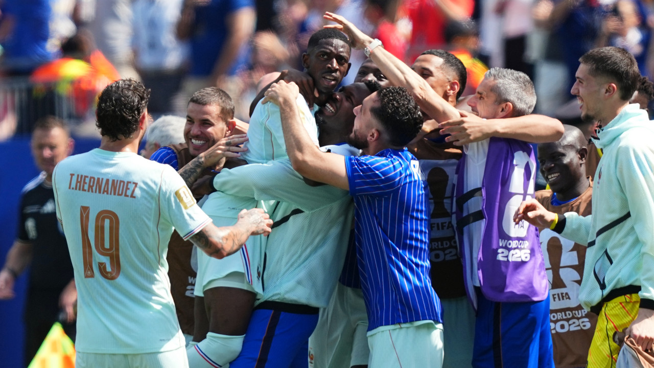 Usman Dembele i Francuzi slave gol
