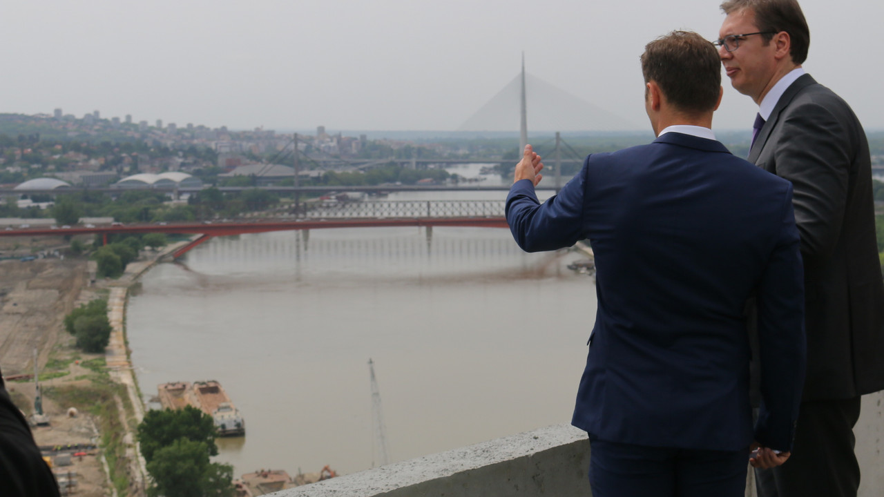 Aleksandar Vučić, Siniša Mali
