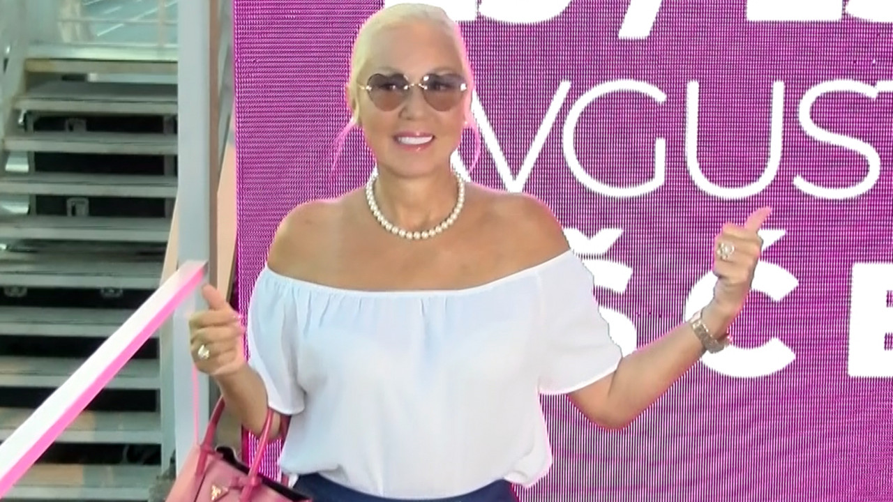 Lepa Brena