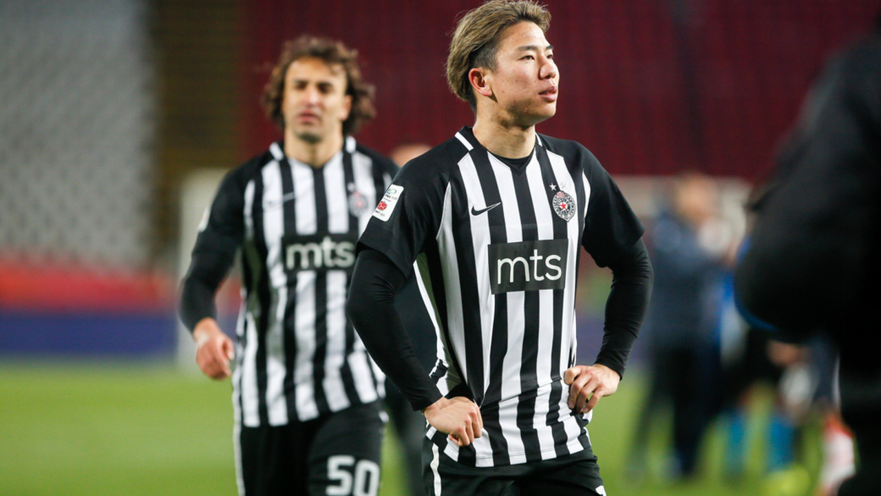 Takuma Asano, Lazar Marković