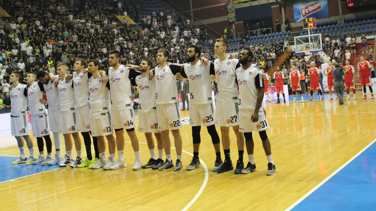 Košarkaši Partizana i Crvene zvezde