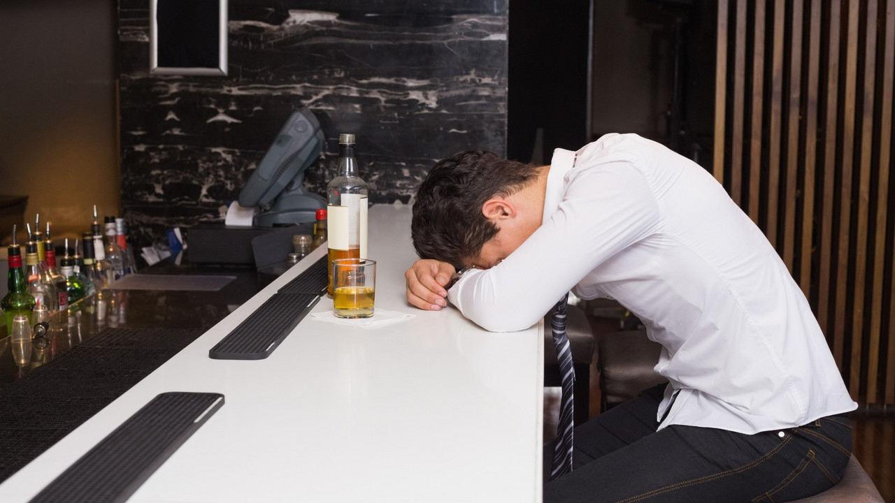 alkohol, pijančenje, alkoholisanje