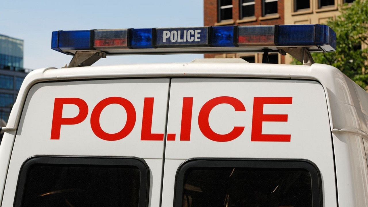 policija