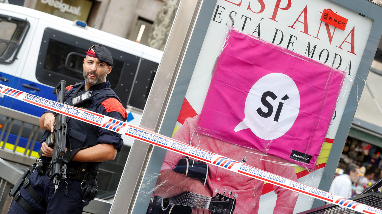 Španska policija uoči katalonskog referenduma