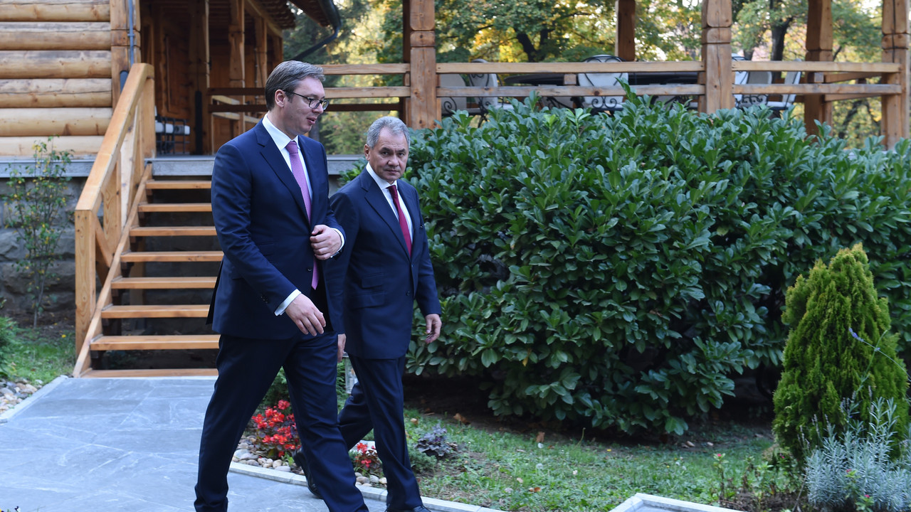 Aleksandar Vučić i Sergej Šojgu 