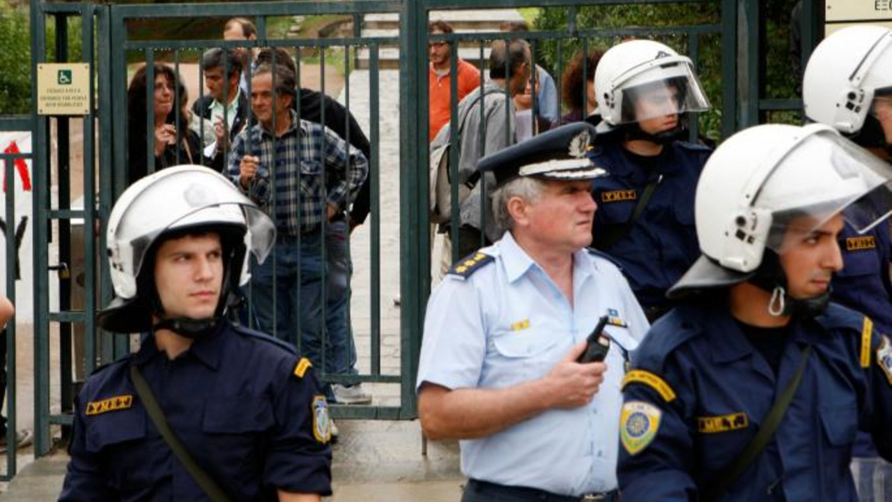 grčka policija